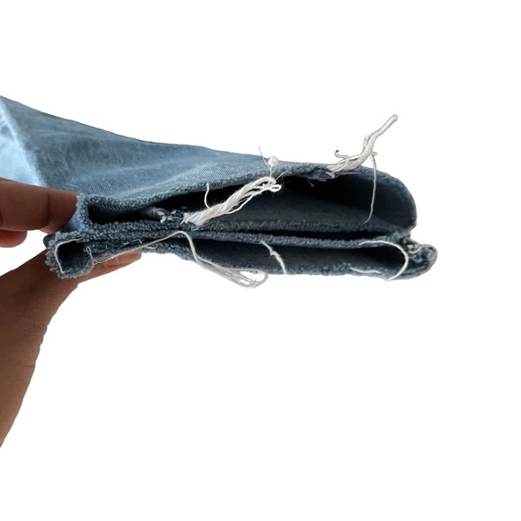 Levi's Women's High Rise Jeans - Medium Blue - Picture 6 of 9